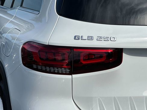 Certified 2022 Mercedes-Benz GLB 250 GLB 250 image 31