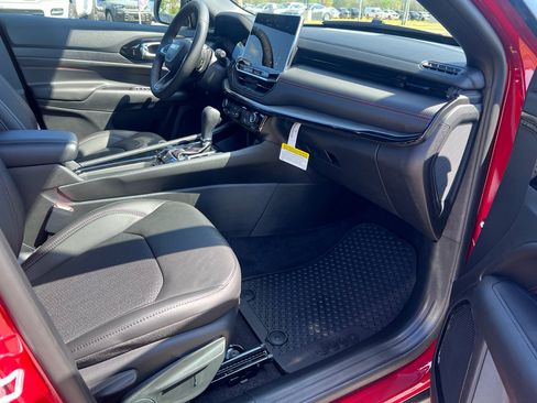 New 2026 Jeep Compass Trailhawk image 18