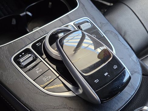 Used 2018 Mercedes-Benz E 400 Coupe image 33
