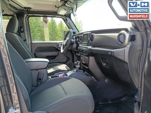Used 2023 Jeep Wrangler Unlimited Sport AWD/4WD image 17