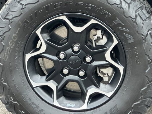 Used 2021 Jeep Wrangler Unlimited Rubicon 4xe w/ Steel Bumper Group image 31