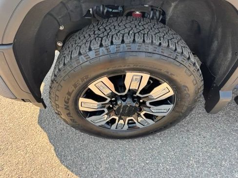 Used 2026 GMC Sierra 3500 Denali AWD/4WD image 34