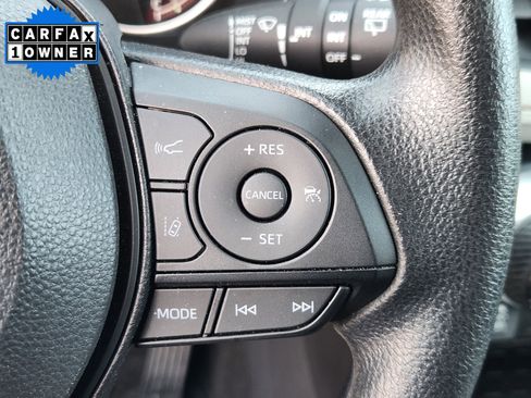 Used 2025 Toyota RAV4 XLE image 23