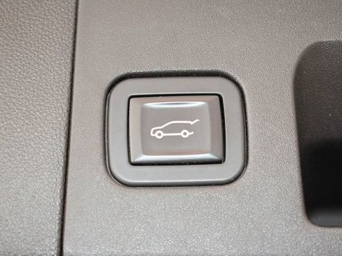 Used 2019 Cadillac XT5 Luxury FWD image 15