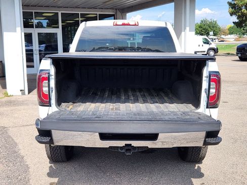 Used 2018 GMC Sierra 1500 SLT w/ Texas SLT Premium Package RWD image 10