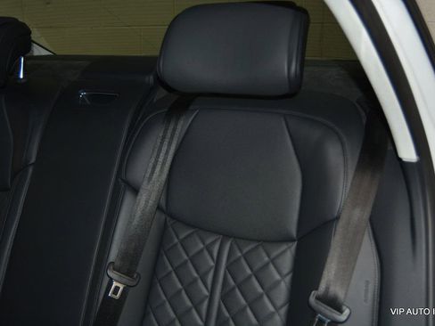 Used 2020 Audi S8 L w/ S8 Executive Package image 22