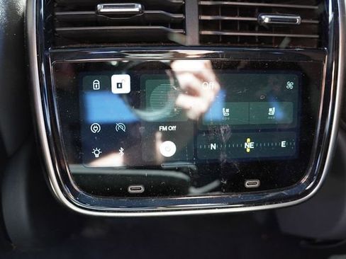 Used 2022 Rivian R1T Adventure image 20