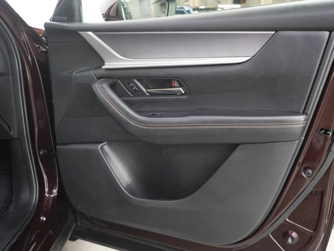 Certified 2024 MAZDA CX-90 3.3 Turbo w/ Premium Package AWD/4WD image 9