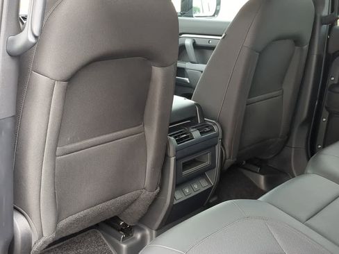 Used 2025 Land Rover Defender 110 S image 18