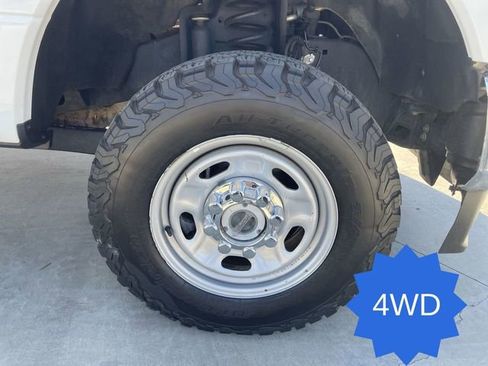 Used 2022 Ford F250 XL w/ Power Equipment Group AWD/4WD image 31