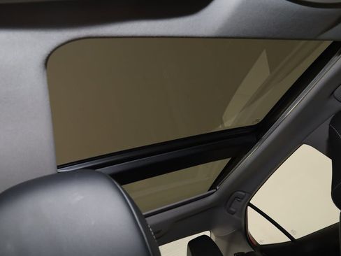 Used 2023 Toyota Camry XSE image 10