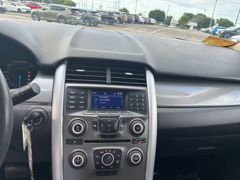 Used 2014 Ford Edge SEL w/ Equipment Group 204A FWD image 14