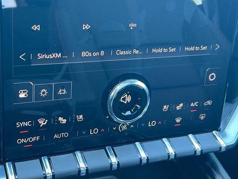 New 2026 GMC Acadia AT4 w/ Super Cruise Package AWD/4WD image 19