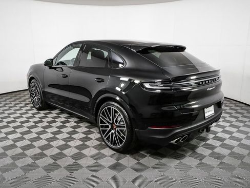 New 2026 Porsche Cayenne S image 3