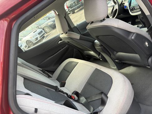 Used 2020 Chevrolet Bolt LT image 16