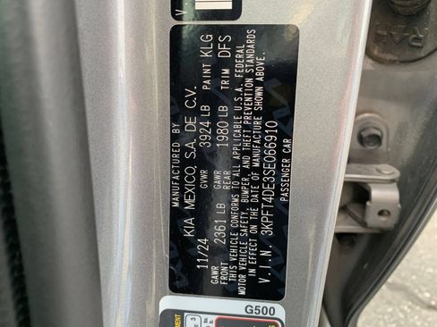 Used 2025 Kia K4 FWD image 28