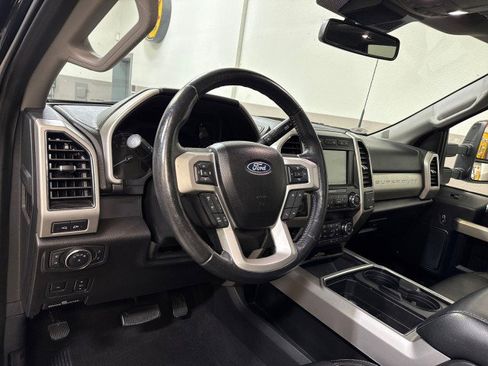 Used 2021 Ford F250 Lariat image 18