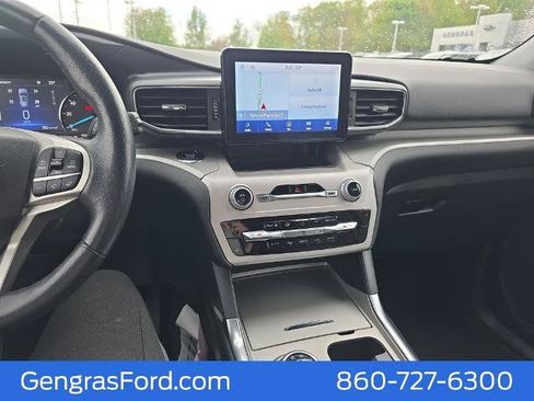 Certified 2023 Ford Explorer XLT w/ Equipment Group 202A AWD/4WD image 32