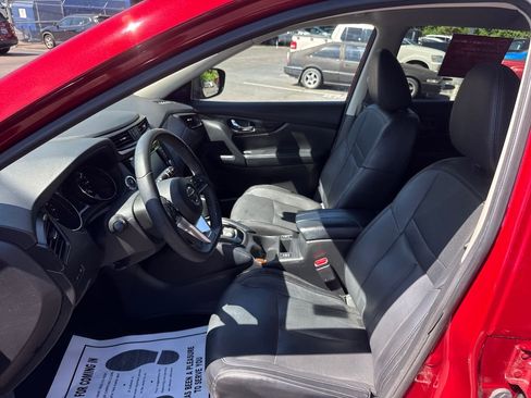 Used 2020 Nissan Rogue SL FWD image 10