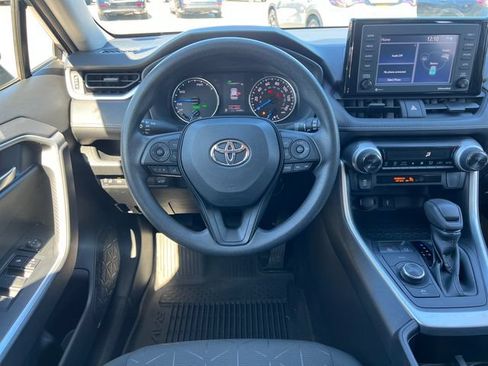 Used 2022 Toyota RAV4 XLE w/ Convenience Package AWD/4WD image 12