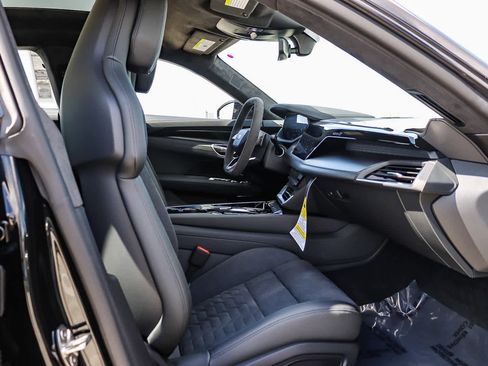 New 2026 Audi S e-tron GT Prestige image 23