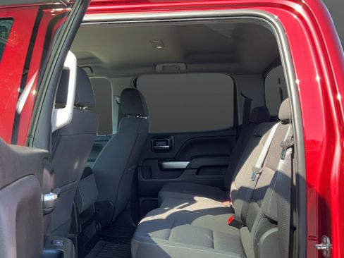 Used 2018 Chevrolet Silverado 1500 LT w/ All Star Edition AWD/4WD image 19