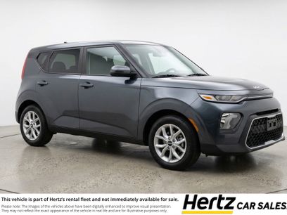Used 2025 Kia Soul LX w/ LX Technology Package