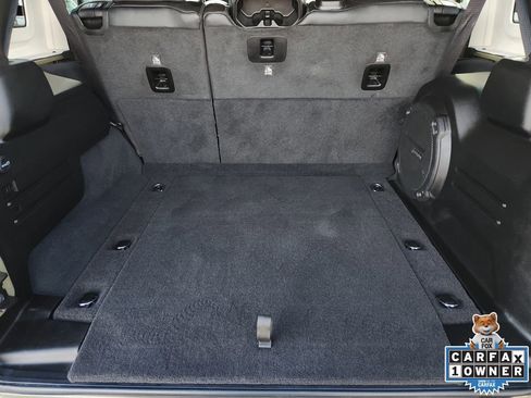 Used 2025 Jeep Wrangler Unlimited Rubicon w/ Technology Group image 39