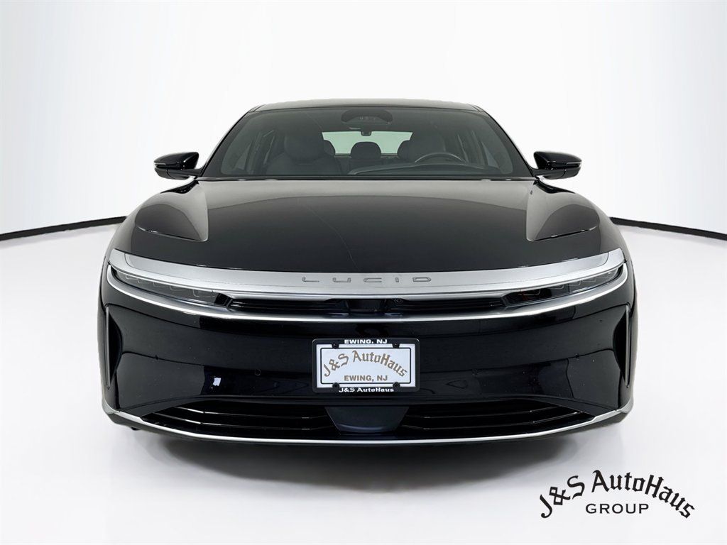 Used 2024 Lucid Air Pure RWD image 2