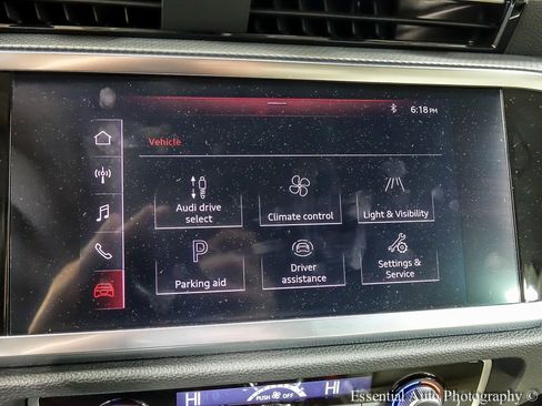 Used 2020 Audi Q3 2.0T Premium Plus w/ Premium Plus Package image 16