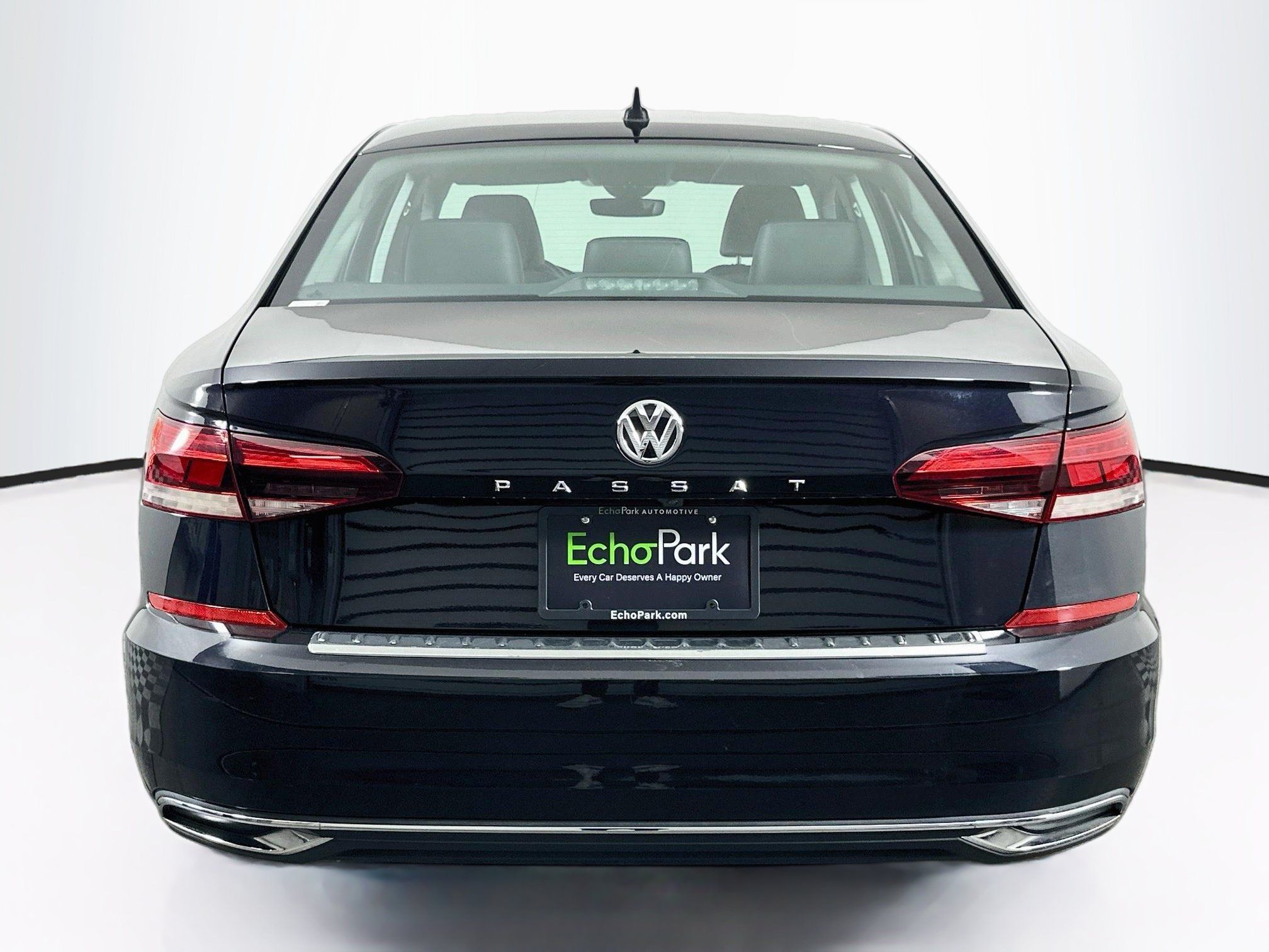 Used 2022 Volkswagen Passat 2.0T SE FWD image 7