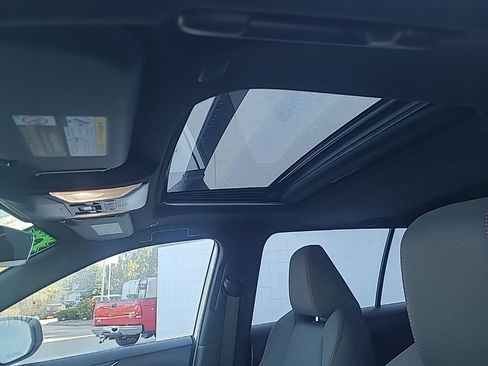 Used 2023 Toyota RAV4 SE image 22