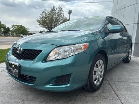 Used 2009 Toyota Corolla LE FWD image 3