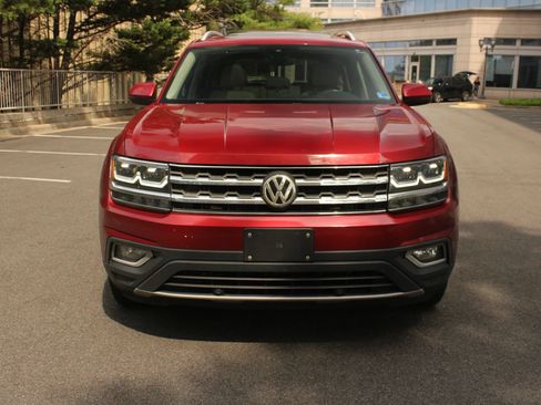 Used 2018 Volkswagen Atlas SEL FWD image 3