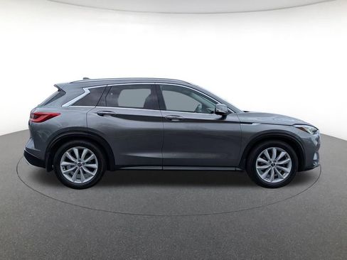 Used 2019 INFINITI QX50 Essential w/ Premium Heat Package AWD/4WD image 4