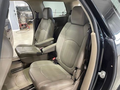 Used 2015 GMC Acadia Denali image 15