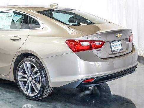 Used 2023 Chevrolet Malibu LT FWD image 10