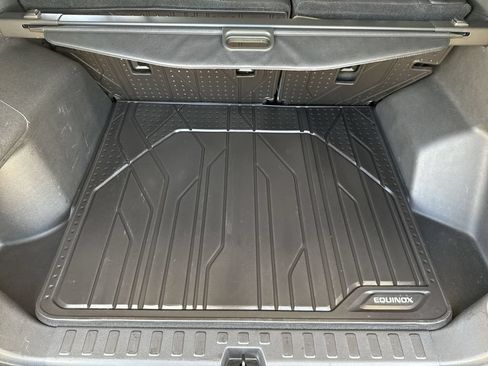 Certified 2018 Chevrolet Equinox LT AWD/4WD image 23