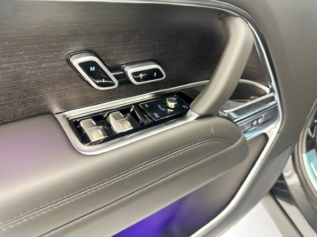 New 2026 Land Rover Range Rover SE AWD/4WD image 18