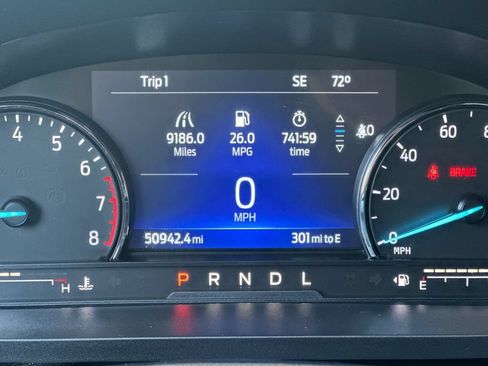 Certified 2023 Ford Explorer XLT w/ Equipment Group 202A AWD/4WD image 27