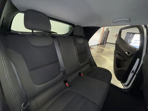 Used 2023 Chevrolet Bolt EUV LT image 18