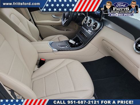 Used 2022 Mercedes-Benz GLC 300 w/ Premium Package Lite image 15