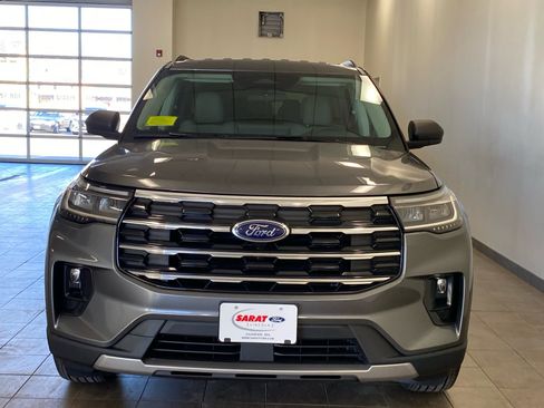 New 2026 Ford Explorer Active image 3