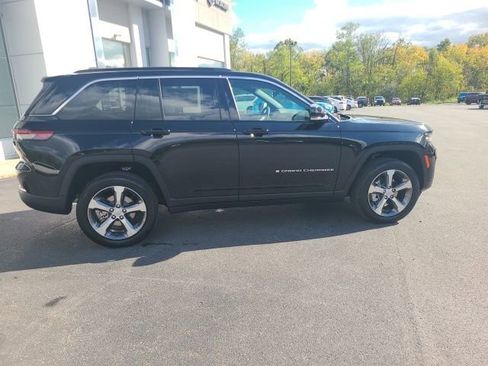 New 2025 Jeep Grand Cherokee Limited w/ Luxury Tech Group II image 6