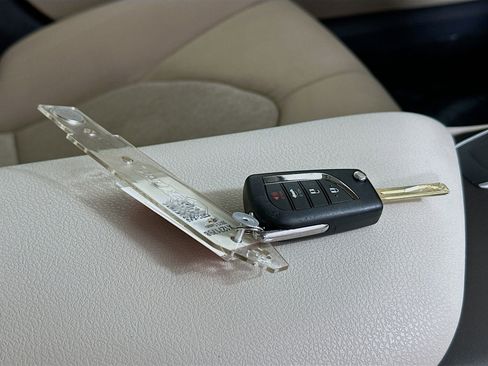 Used 2023 Toyota Camry LE image 32