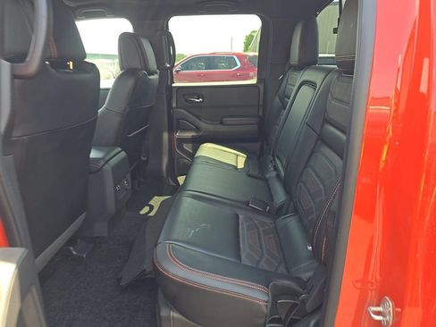 Used 2025 Nissan Frontier Pro-X w/ Pro Premium Package RWD image 9