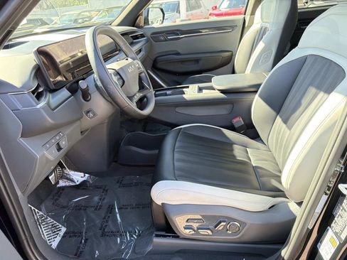 Used 2026 Kia EV9 GT-Line image 16