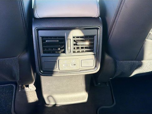 Used 2026 Subaru Forester Limited image 21