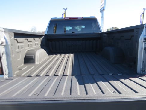 Used 2025 GMC Sierra 1500 Elevation w/ LPO, Elevation Black Package image 11