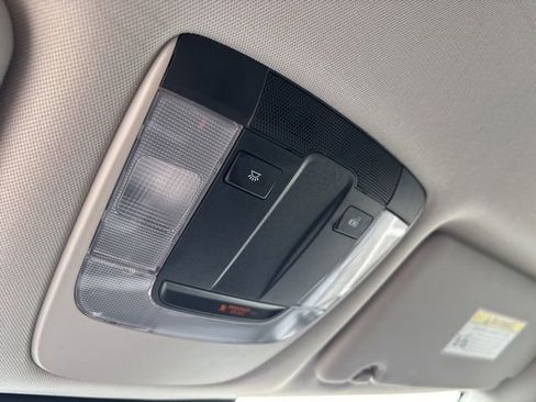 Used 2025 Kia Sportage LX AWD/4WD image 25